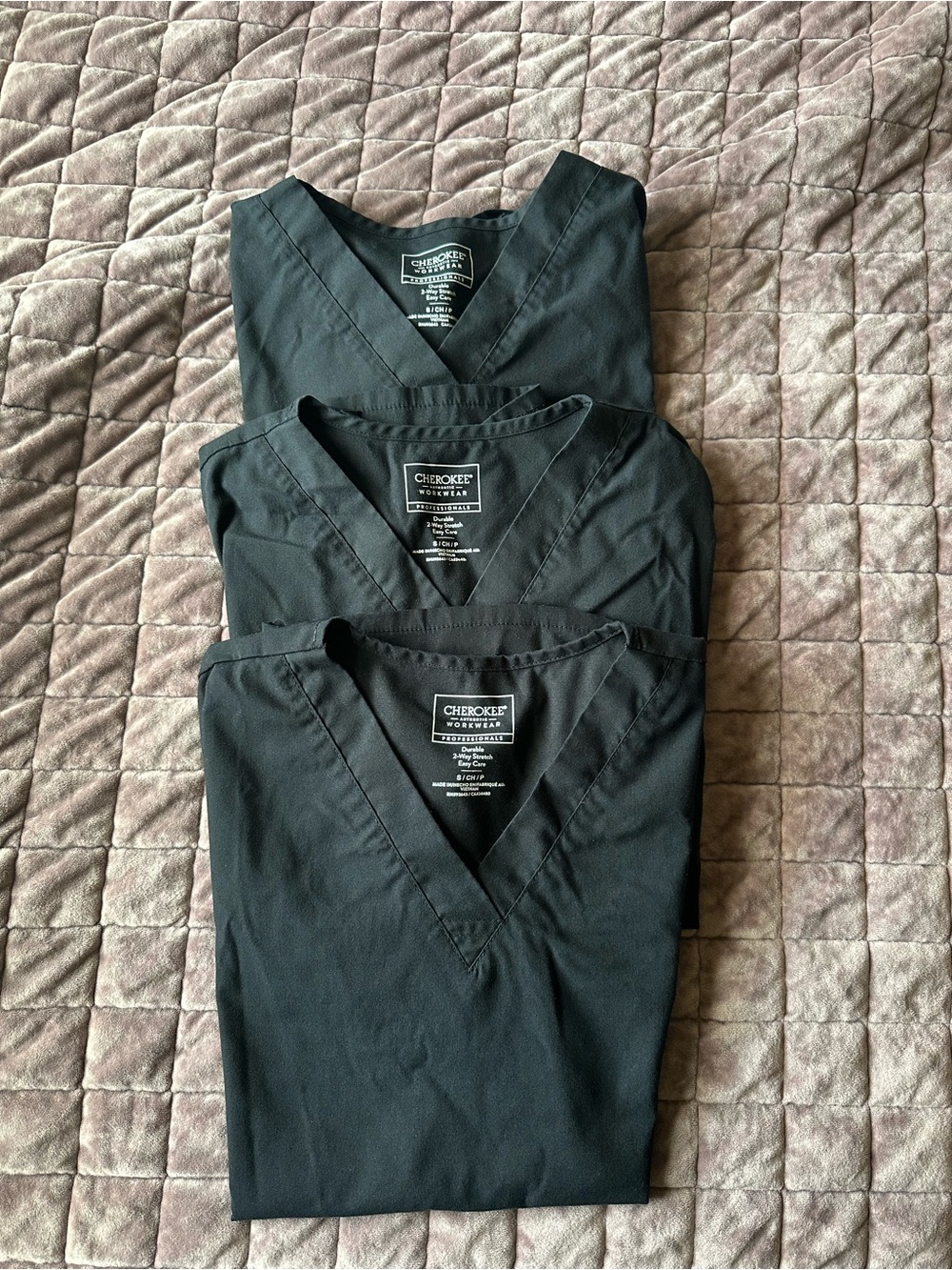 CHEROKEE BUNDLE OF 3: 
V-neck scrubs - black small